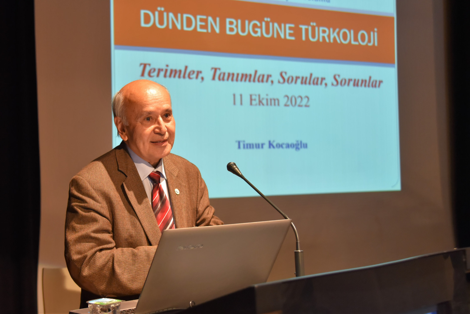 Prof. Dr. Timur Kocaoğlu'ndan “Dünden Bugüne Türkoloji” Konulu Açılış Dersi | Marmara Üniversitesi