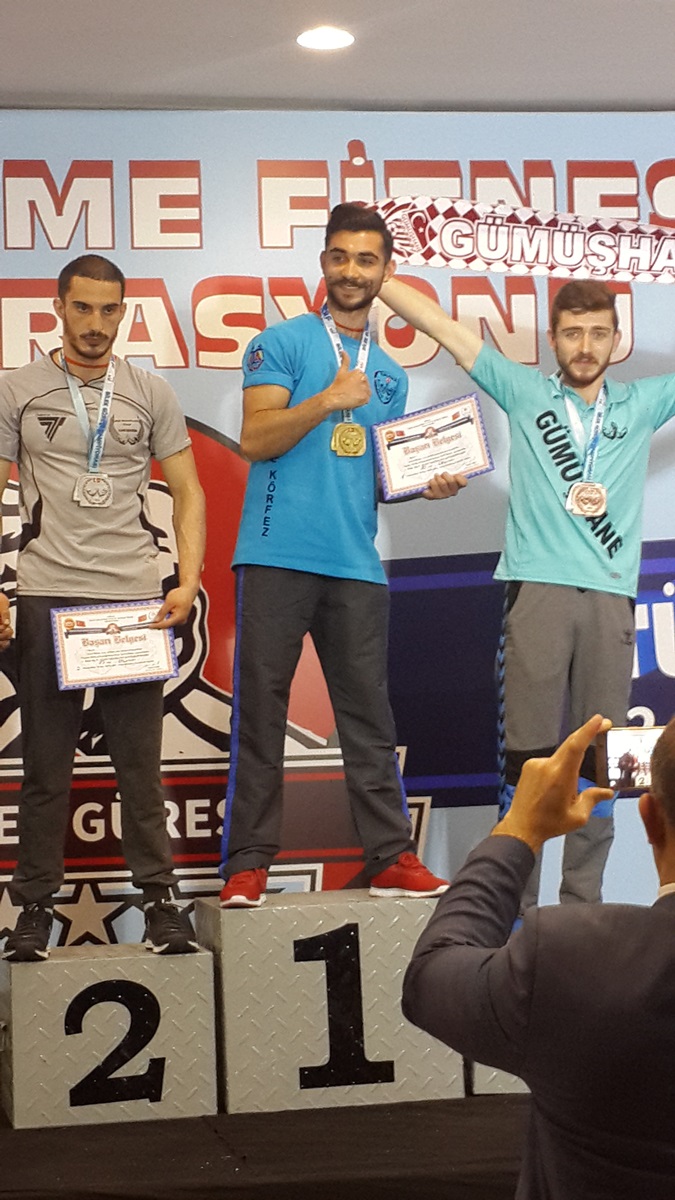 Student of Faculty of Sport Sciences Became  the Wrist Wrestling  Champion of Turkey 