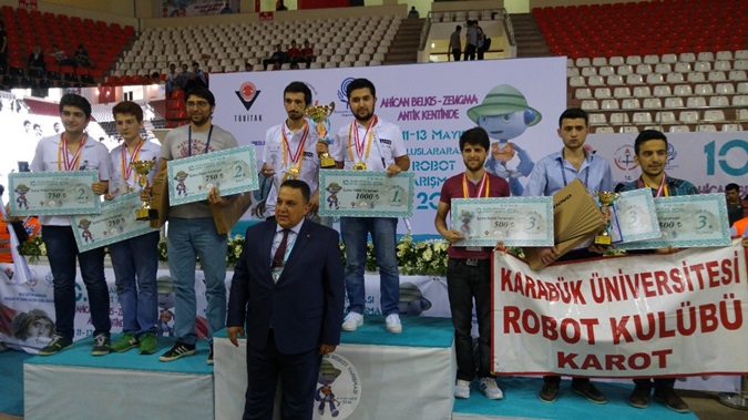 Marmara Won the First Prize in the International 10. MEB Robot Competition 