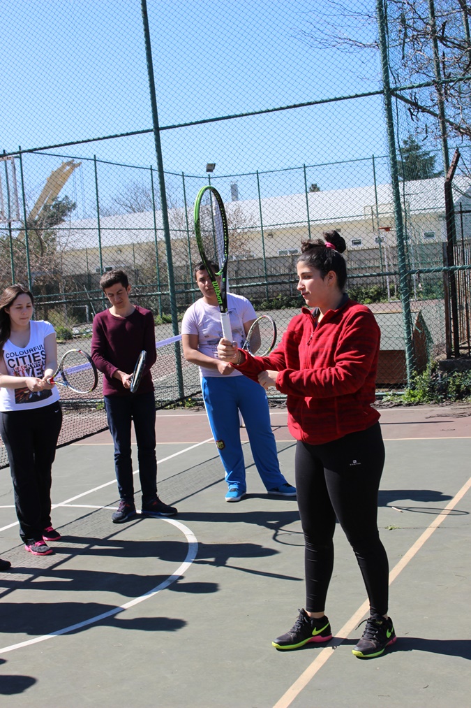 Young Sanitarians in the Tennis Court