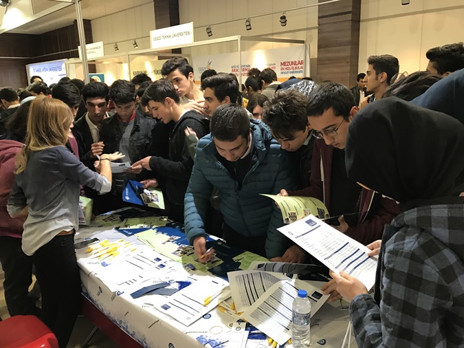 Marmara Üniversitesi Gaziantep Üniversite Tercih Günlerinde Temsil Edildi