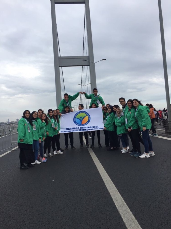 Genç İnovatif Sağlıkçılar Kulübü İstanbul Maratonu'ndaydı