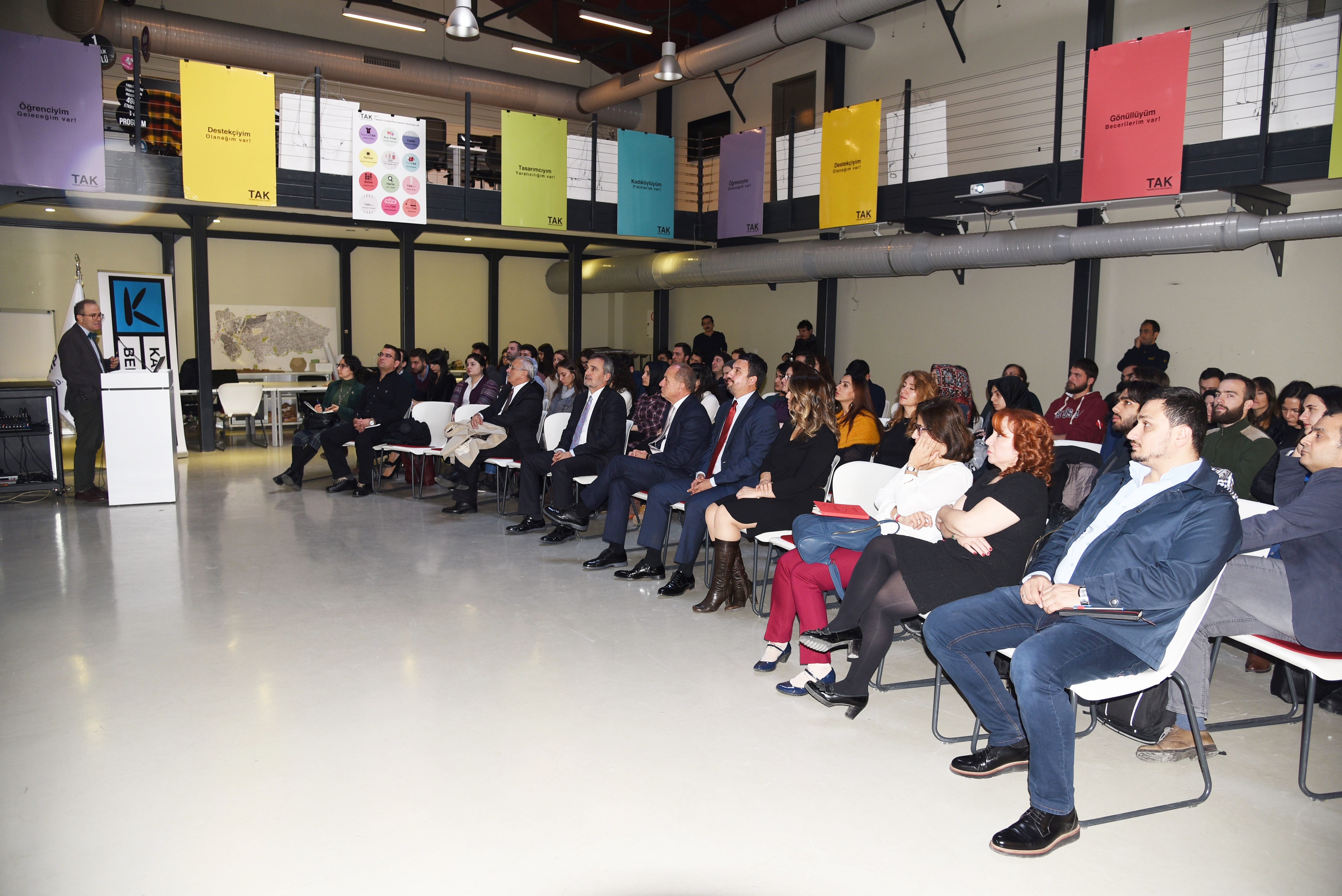 Marmara Üniversitesi Hipertansiyon Merkezi tarafından yürütülen "Ögrenci Kalp Sağlığı Projesi" nin Öğrenci Kulüpleri Çalıştayı 