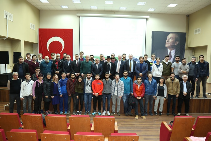 Türk Futbolunun Sorunları ve Futbol Ekonomisi Paneli