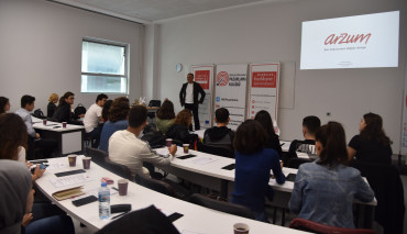 Pazarlama Kulübü Markalar Fısıldıyor Etkinliğini Düzenledi