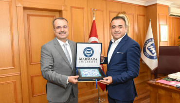 Topkapı Okulları Kurucusu Tahir Fırat Şuekinci  Rektörümüzü Ziyaret Etti