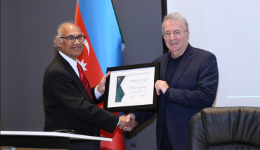 Fields Üniversitesi’nden Prof. Dr. Messoud Efendiyev’e Ömür Boyu Onur Ödülü