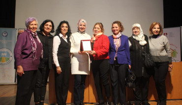 Arı Dünyanın Çocukları Otizm Aile Semineri Düzenlendi