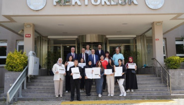 'Sanal Gerçeklik Teknolojisi VR İle Meme Kanseri Erken Tanı Ve Tarama Prototipinin Geliştirilmesi' Projesi Adına Tören Düzenlendi