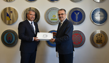 Anadolu Üniversitesi Rektöründen Rektörümüze Ziyaret