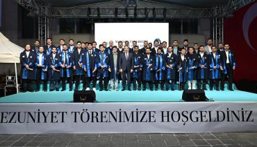 Marmara Üniversitesi İlahiyat Fakültesi 62. Dönem Mezuniyet Töreni Gerçekleştirildi