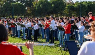 Marmara Flute Orchestra Celebrates the 102nd Anniversary of the Republic with a Turkish Record