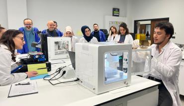 Marmara NBUAM’da “TÜBİTAK 4005 Projesi” Kapsamında Öğretmenlere Nanoteknoloji ve Biyomalzemeler Eğitimi Verildi